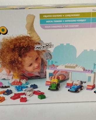 LEGO DUPLO Auto da corsa e piloti Team F1 (10445).