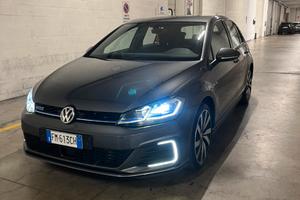 Golf GTE 1.4 TSI DSG 5p. Plug-In-Hybrid
