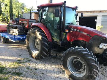 Trattore agricolo CASE FARMALL 85A