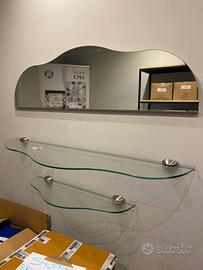 Mensole di design con specchio sopra