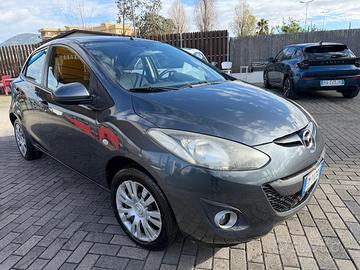 mazda 2. 1.3 GPL - 2010