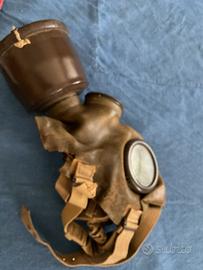 Maschera antigas Pirelli tipo “T35”.