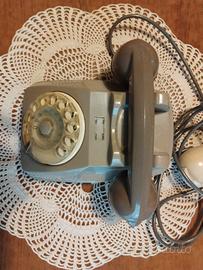 telefono.  a.  disco