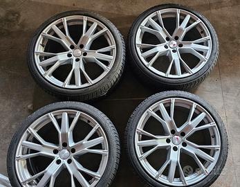 CERCHI 20 POLLICI CON PNEUMATICI 255/35 R20 97y