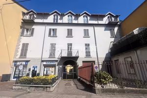 DUE LOCALI LIBERO SUBITO - CENTRO CITTA'