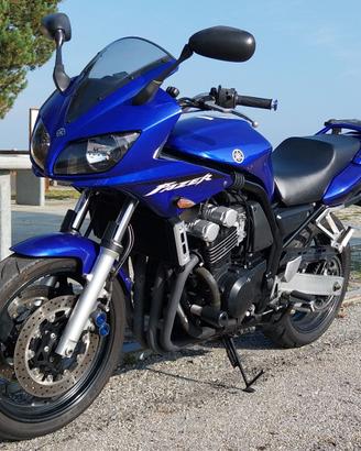 Yamaha FZS 600 Fazer iscritta Registro Storico FMI
