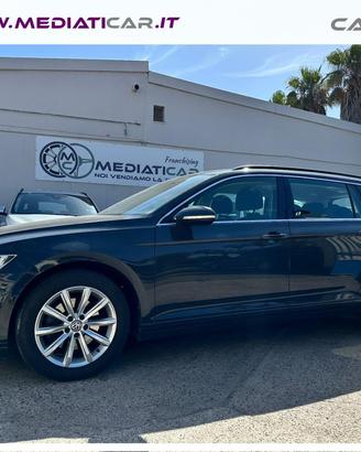 VOLKSWAGEN Passat Var. 1.6 TDI DSG Comfortline BMT