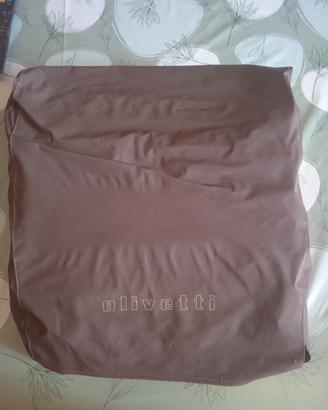 macchina da scrivere Olivetti lettera 22 