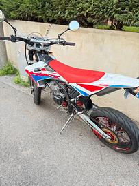 Fantic motard 125