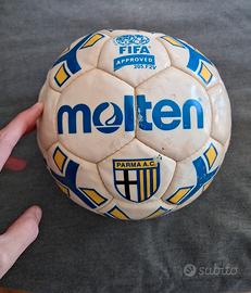 Pallone serie A  Parma Inter 17 Maggio 2001
