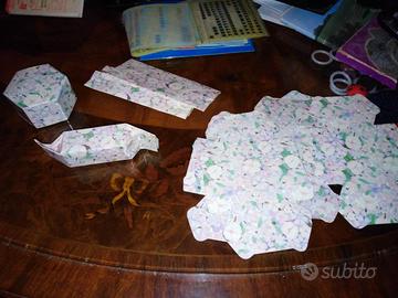 Scatoline per bomboniere e decalcomanie