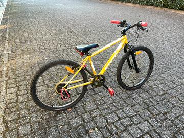 mountain bike btwin ruota 24