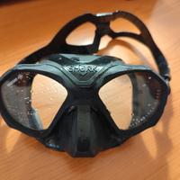 Maschera Beuchat shark