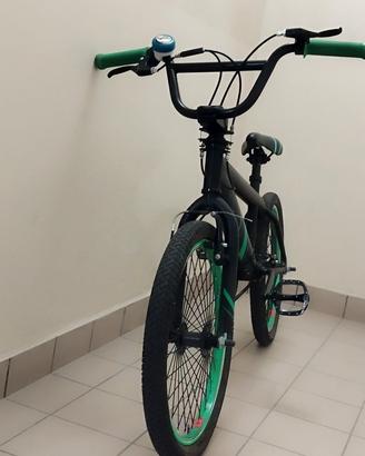 bici BMX blade nero / verde fluo 