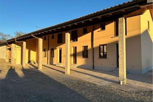 Porzione di Casa a Angera