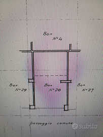 Box soppalcato, con scala in ferro e lavandino