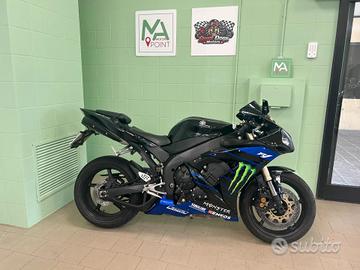 Yamaha YZF R1 (2004 - 05)