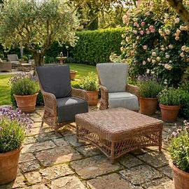 SET TAVOLINO E DUE POLTRONE DA GIARDINO IN RATTAN