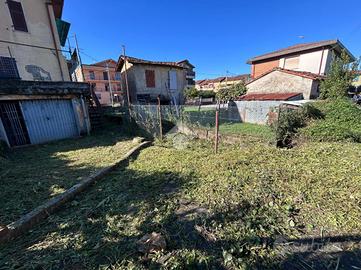 CASA SEMINDIPENDENTE A SARZANA