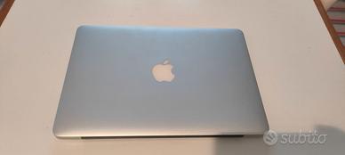 macbook pro 2014 schermo rotto