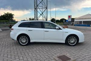 ALFA ROMEO 159
