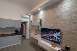 Caronda House 