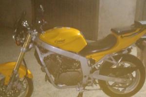 moto perfetta trattabile 