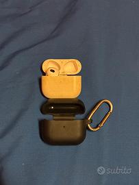 Airpods 4 usate