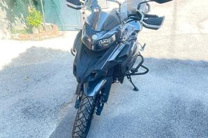 Benelli TRK 502X
