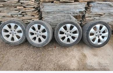 cerchi da 17 più gomme più sensori 