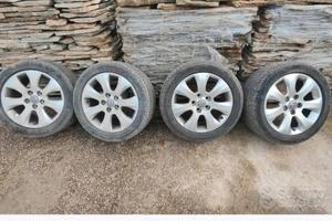 cerchi da 17 più gomme più sensori 