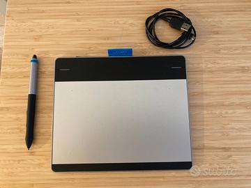 Wacom Intuos - Creative Pen & Touch Tablet S