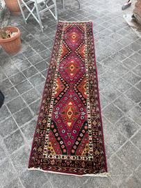 Tappeto antico persiano lungo