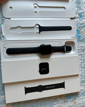 watch SE 44mm