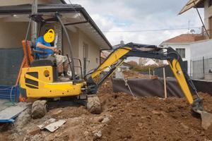 miniescavatore + martello