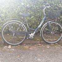 Bici donna Atala 26" 6 cambi.