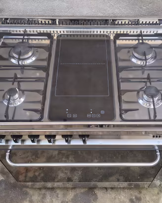 Cucina GAS LOFRA Inox 6 Fuochi Piastra Induzione