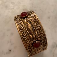 Bracciale in ottone e pietre dure