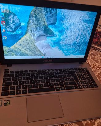 ASUS I5-5300HQ 8GB 256GB 920m