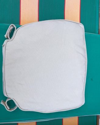 Cuscini beige per sedie provenzali