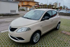 Lancia Ypsilon 1.2 69 cv 5 porte GPL Ecochic Silve