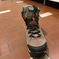 Scarpone da montagna