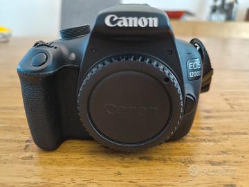 Canon EOS 1200D con 2 obiettivi 