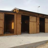 Box per cavalli e animali da cortile