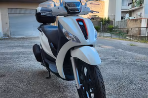 Piaggio Medley S 150 abs  PARI A NUOVO