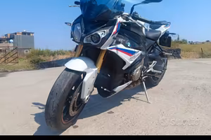 BMW s 1000 r