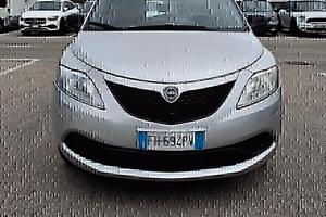 Lancia Ypsilon 1.2 69 CV 5 porte GPL Ecochic Plati