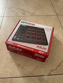 Akai MPD218