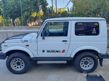 Suzuki samurai 1996