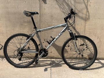 Mtb giant taglia M